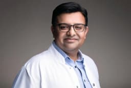 Dr. med. Amir Golsari